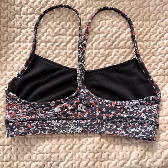 Lululemon Nulu Flow Bra size 6 - Picture 2 of 5